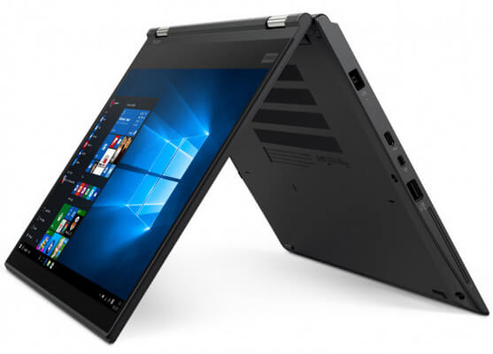 На ноутбуке Lenovo ThinkPad X380 Yoga мигает экран